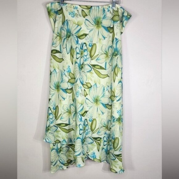 Lane Bryant Plus Floral Asymmetrical Skirt Boho Beach Summer Lightweight Chic - Picture 4 of 5